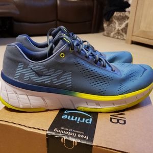Men's Hoka One One Cavu